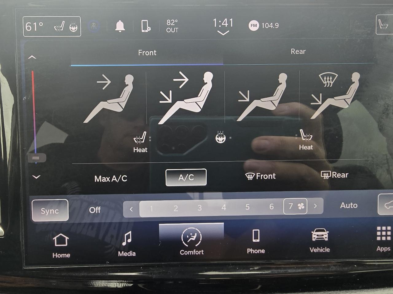 Chrysler Pacifica Touring L FWD 2023