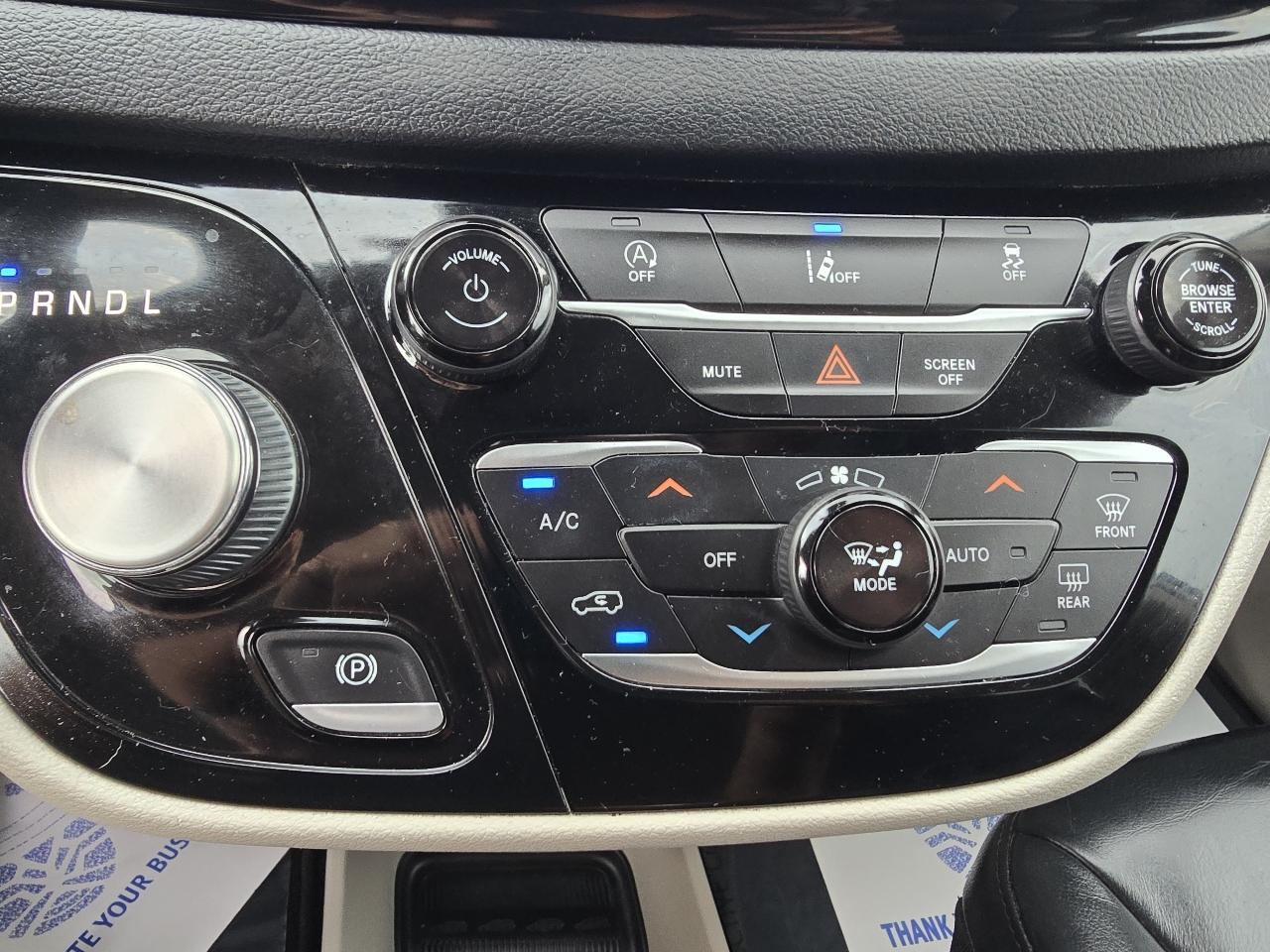 Chrysler Pacifica Touring L FWD 2022