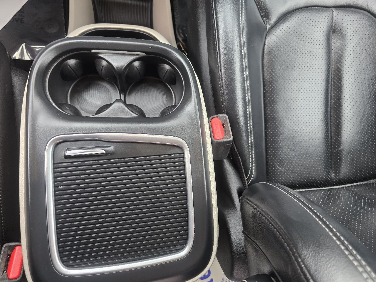 Chrysler Pacifica Touring L FWD 2022