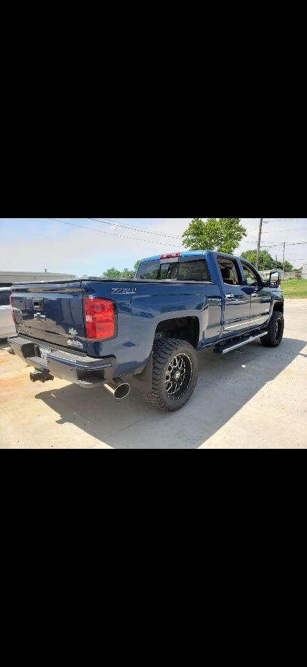 Chevrolet Silverado 3500HD 4WD Crew Cab 153.7" High Country 2016