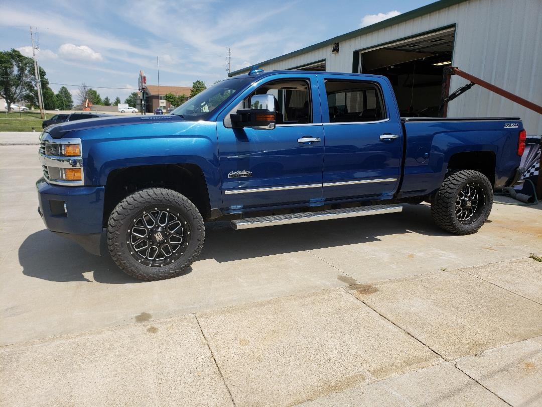 Chevrolet Silverado 3500HD 4WD Crew Cab 153.7" High Country 2016