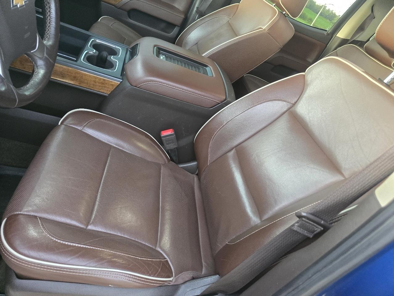 Chevrolet Silverado 3500HD 4WD Crew Cab 153.7" High Country 2016