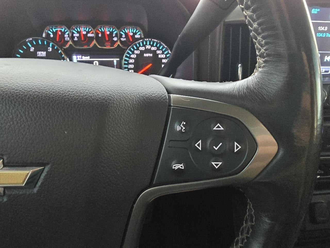 Chevrolet Silverado 3500HD 4WD Crew Cab 153.7" High Country 2016