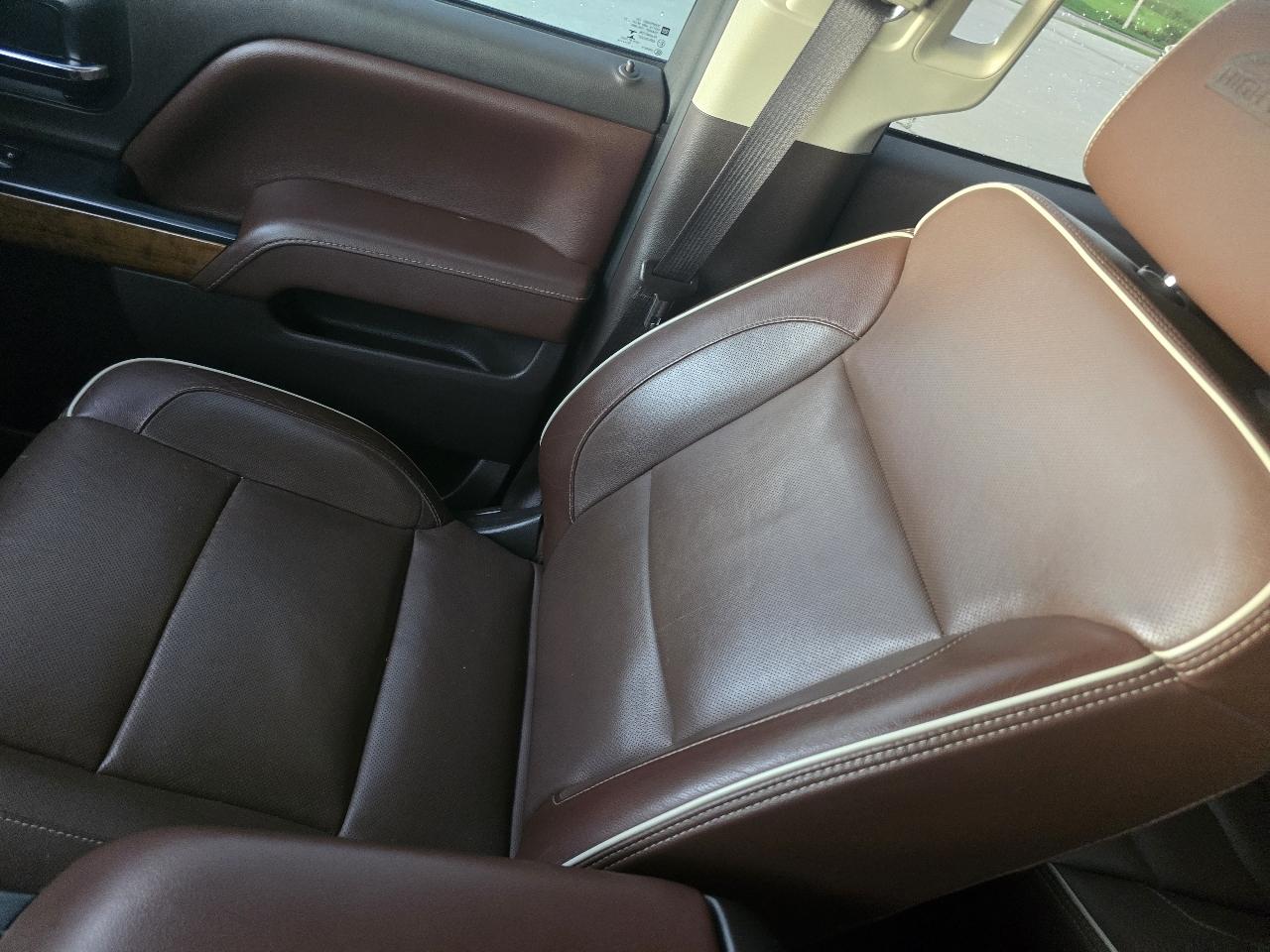 Chevrolet Silverado 3500HD 4WD Crew Cab 153.7" High Country 2016