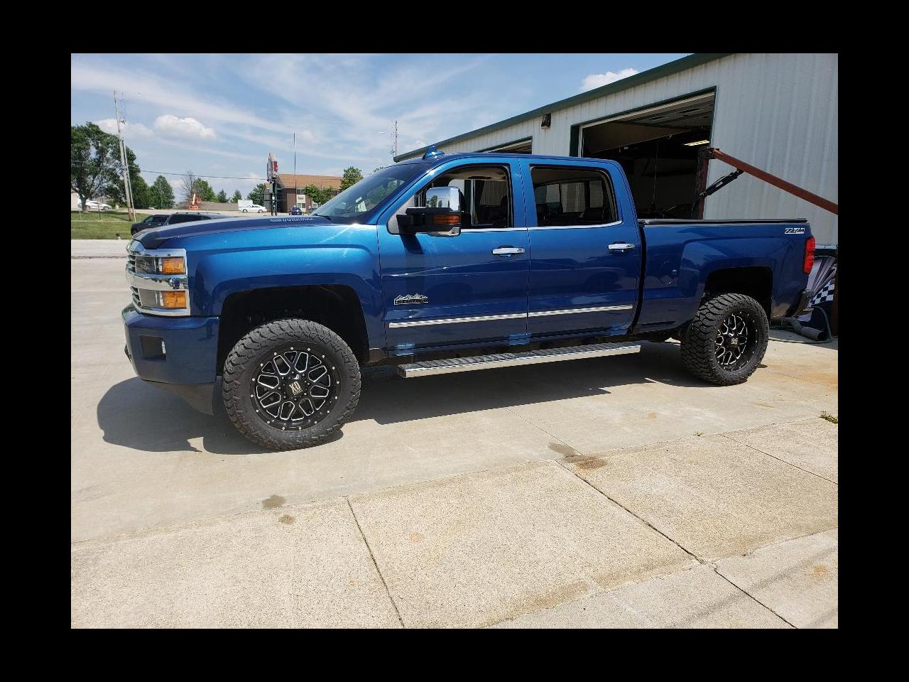 Chevrolet Silverado 3500HD 4WD Crew Cab 153.7" High Country 2016