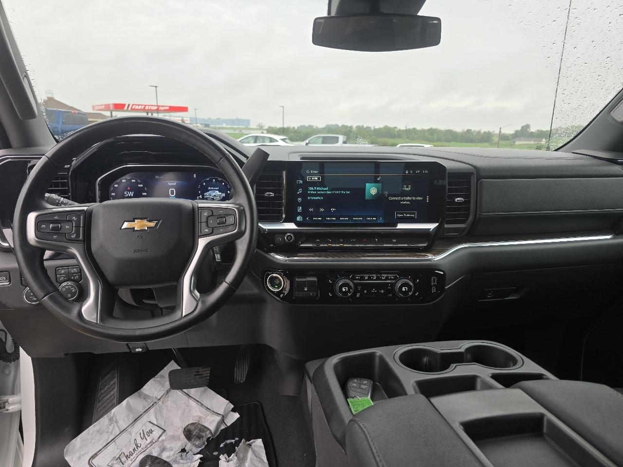 Chevrolet Silverado 1500 4WD Crew Cab 147" LT w/1LT 2024