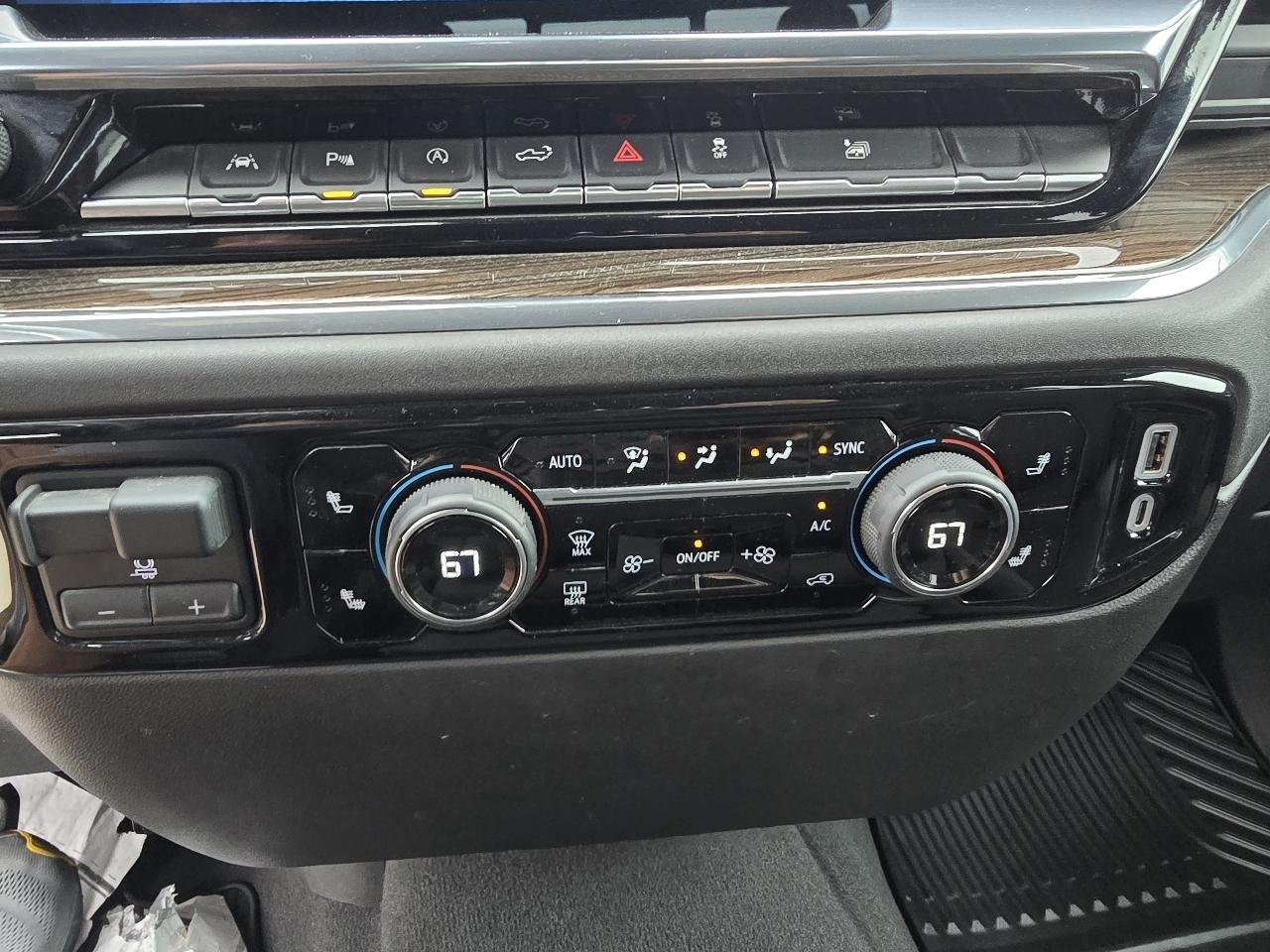 Chevrolet Silverado 1500 4WD Crew Cab 147" LT w/1LT 2024