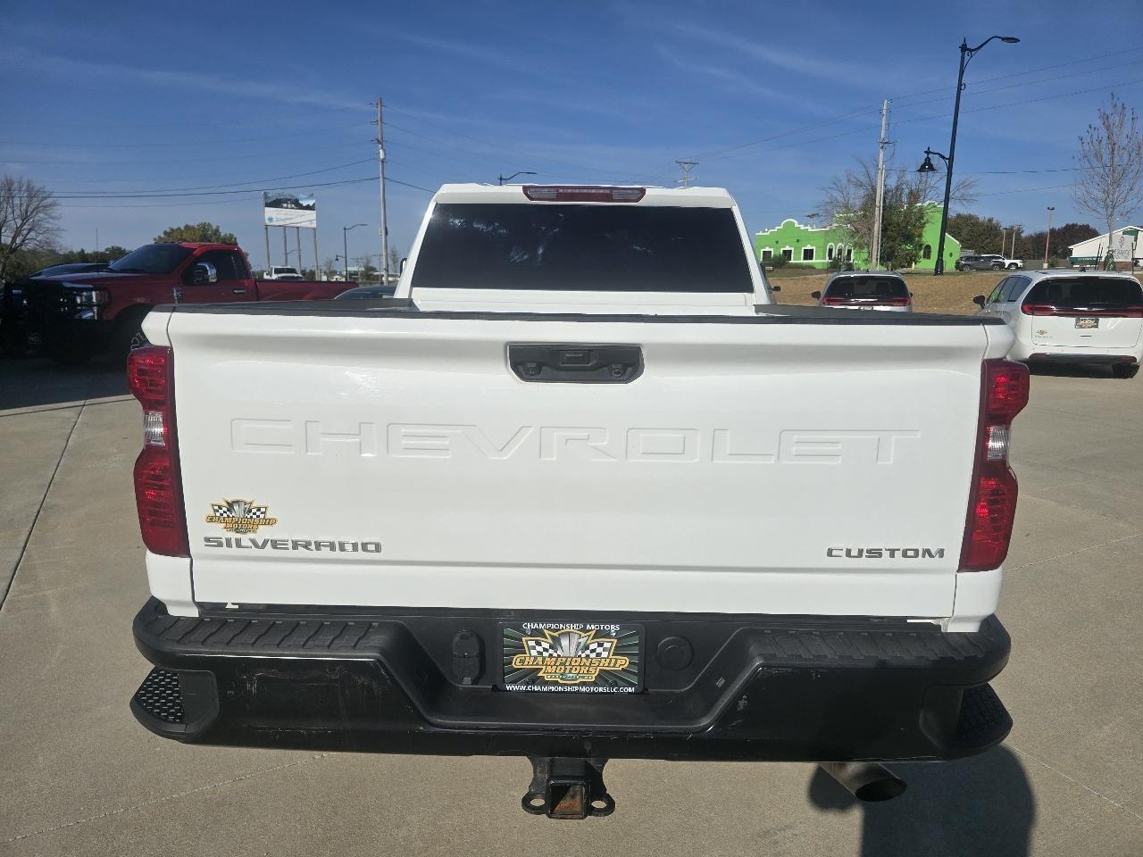 Chevrolet Silverado 2500HD 4WD Crew Cab 159" Custom 2024