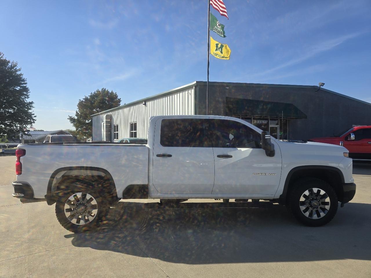 Chevrolet Silverado 2500HD 4WD Crew Cab 159" Custom 2024