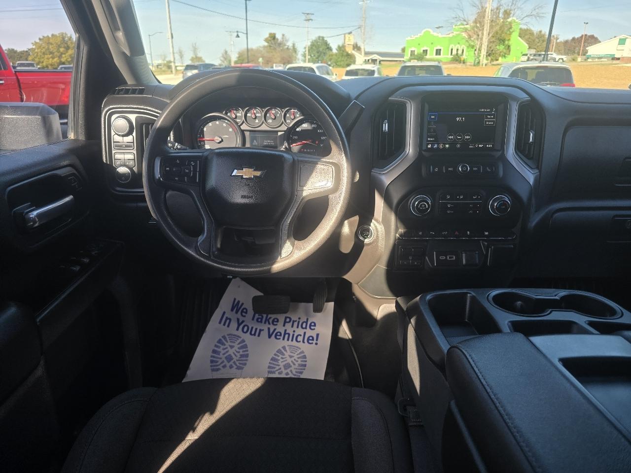 Chevrolet Silverado 2500HD 4WD Crew Cab 159" Custom 2024