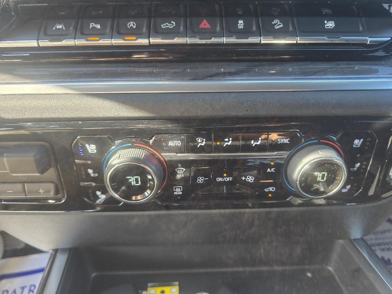 Chevrolet Silverado 1500 4WD Crew Cab 147" LTZ 2024