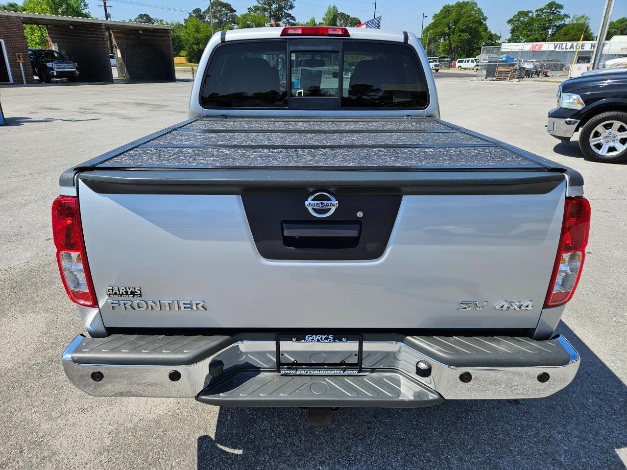 Nissan Frontier 4WD Crew Cab SWB Auto SV 2017