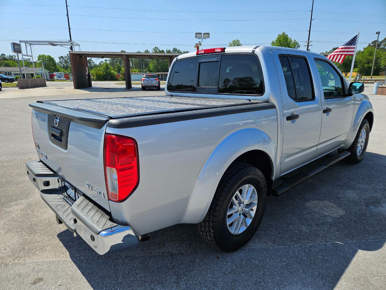 Nissan Frontier 4WD Crew Cab SWB Auto SV 2017