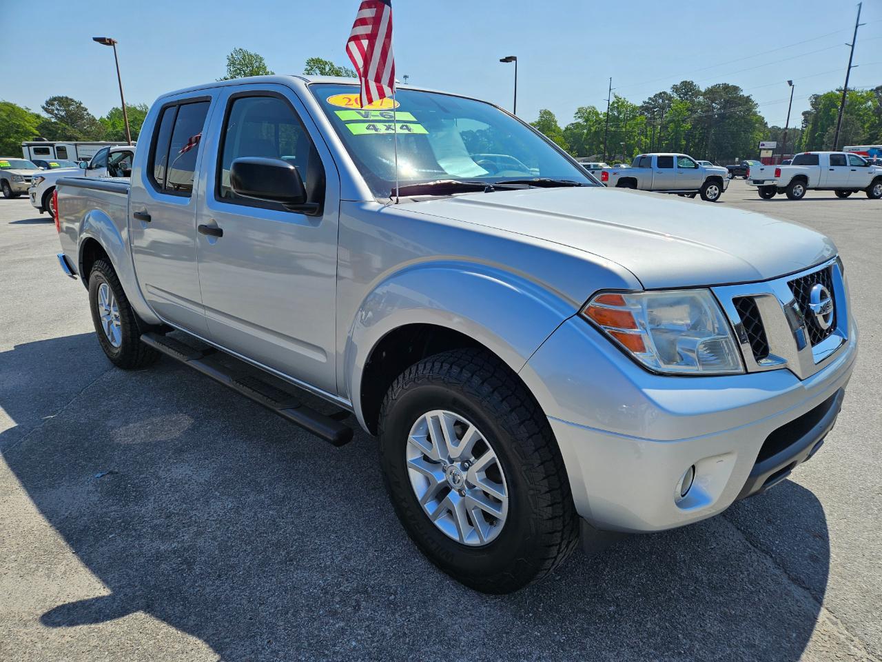 Nissan Frontier 4WD Crew Cab SWB Auto SV 2017