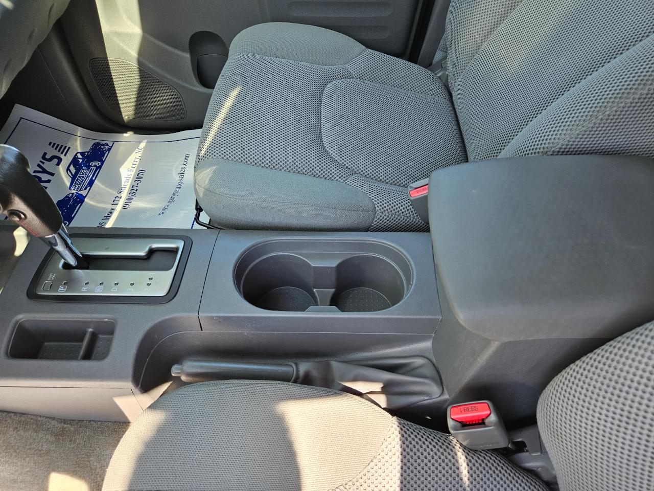 Nissan Frontier 4WD Crew Cab SWB Auto SV 2017