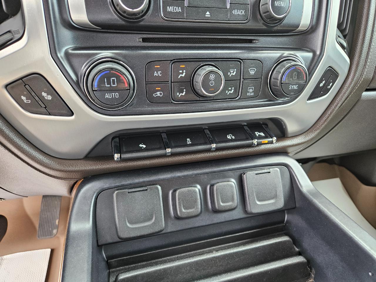 GMC Sierra 1500 SLT Crew Cab 4WD 2014
