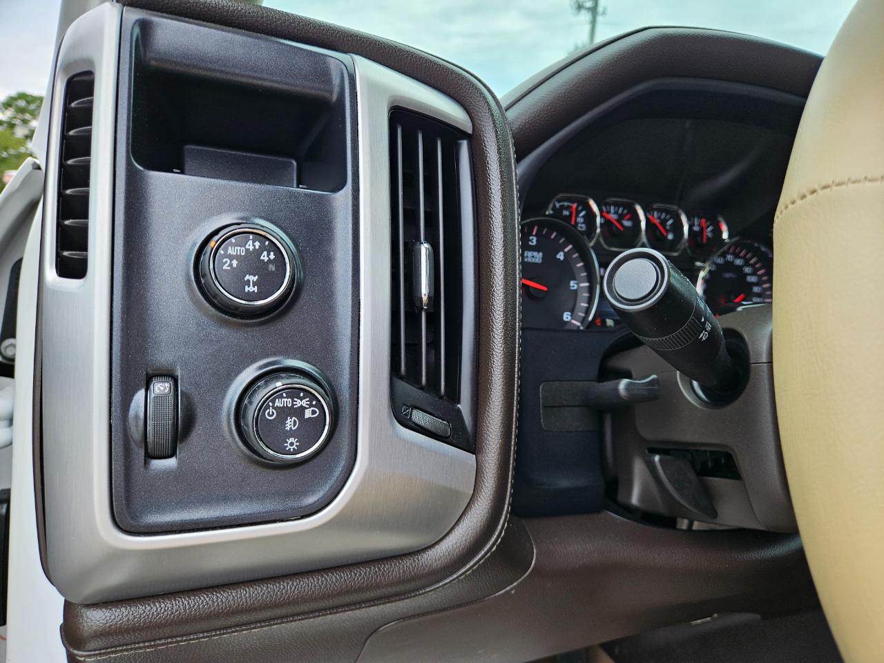 GMC Sierra 1500 SLT Crew Cab 4WD 2014