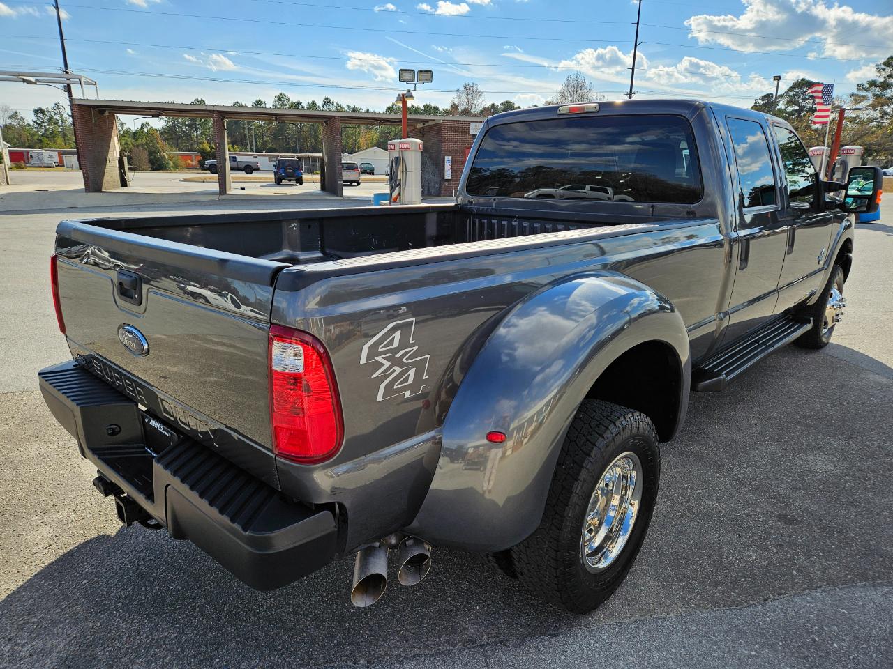 Ford F-350 SD XL Crew Cab Long Bed DRW 4WD 2015