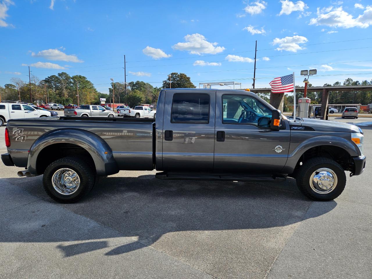 Ford F-350 SD XL Crew Cab Long Bed DRW 4WD 2015