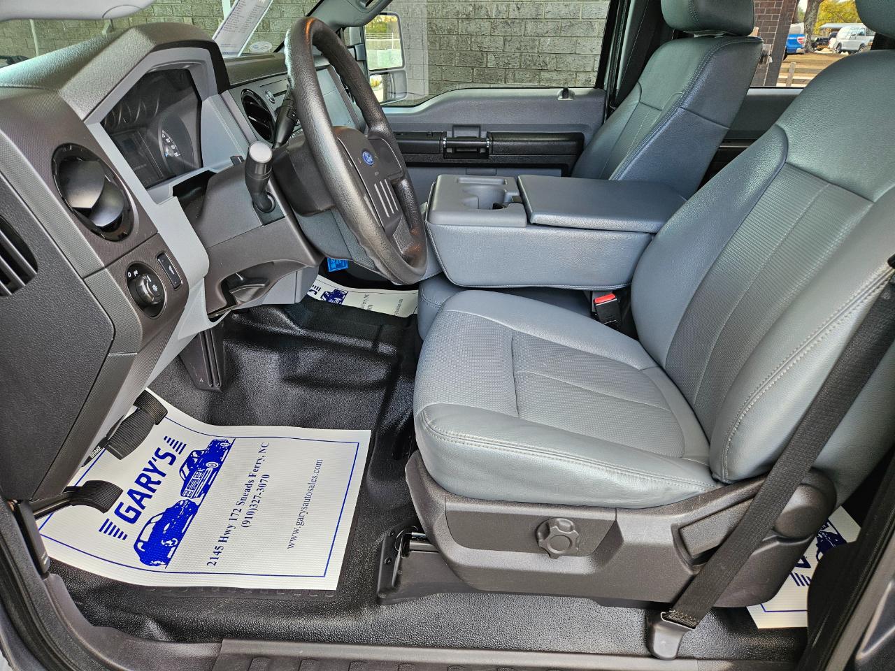 Ford F-350 SD XL Crew Cab Long Bed DRW 4WD 2015