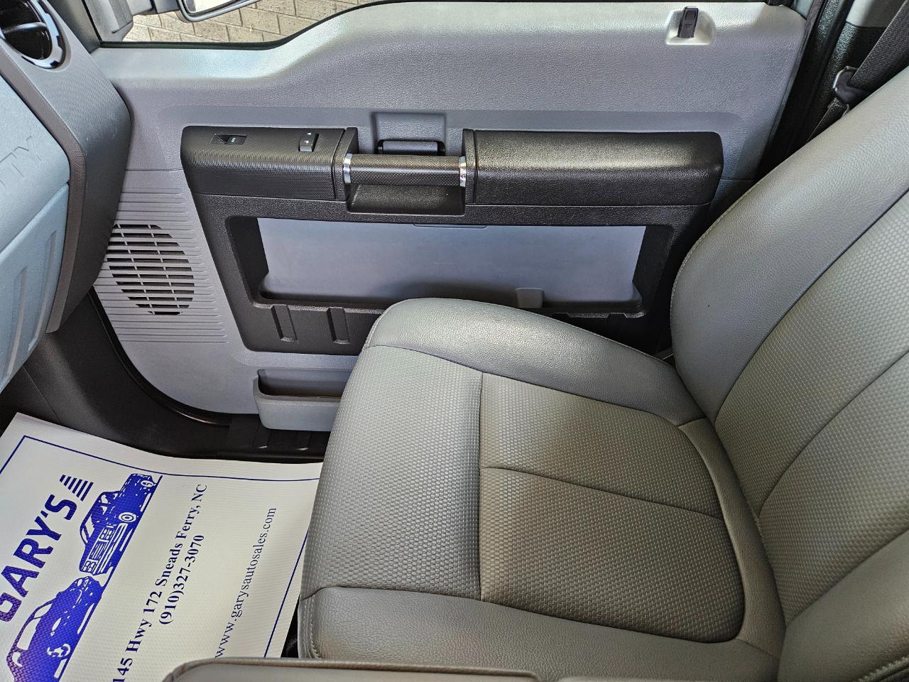 Ford F-350 SD XL Crew Cab Long Bed DRW 4WD 2015