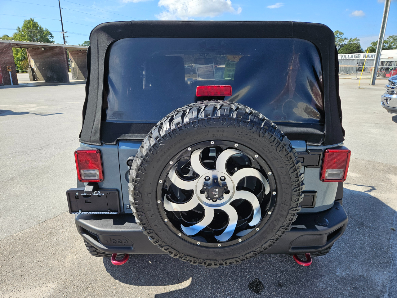2014 Jeep Wrangler Rubicon photo 4
