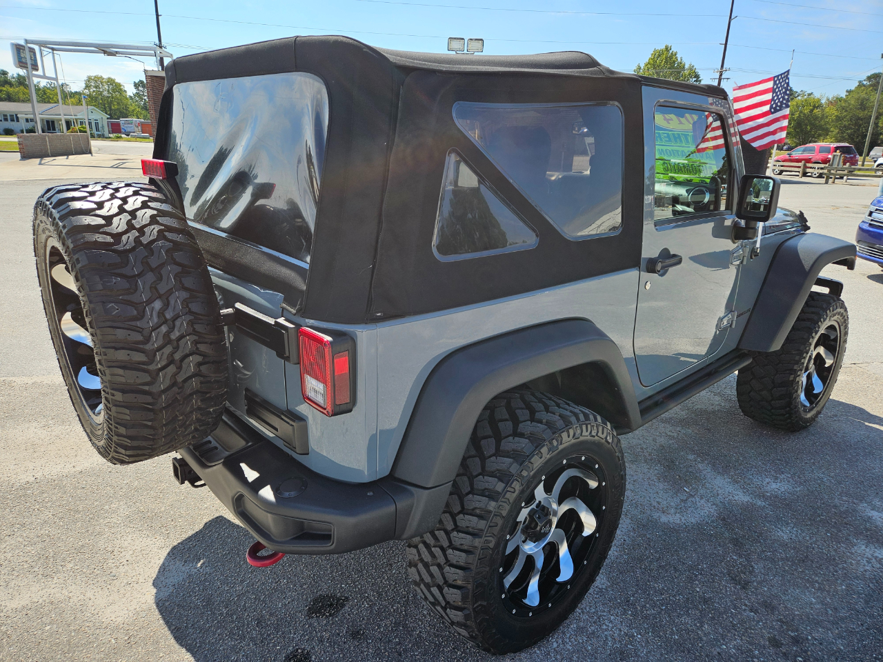 2014 Jeep Wrangler Rubicon photo 5