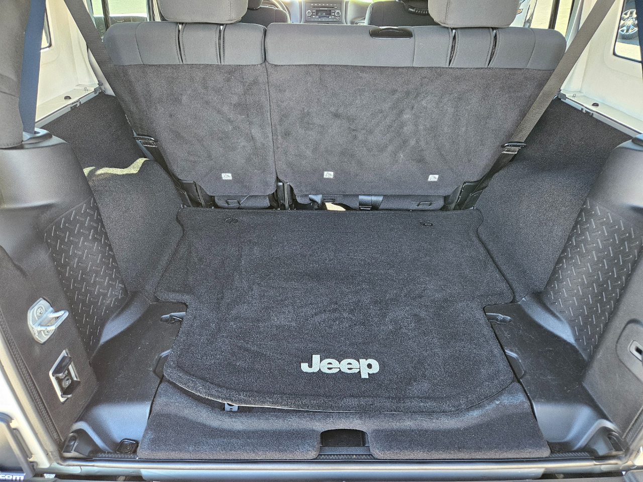 Jeep Wrangler Unlimited Sport 4WD 2012 Jeep Wrangler Unlimited Sport 4WD 2012