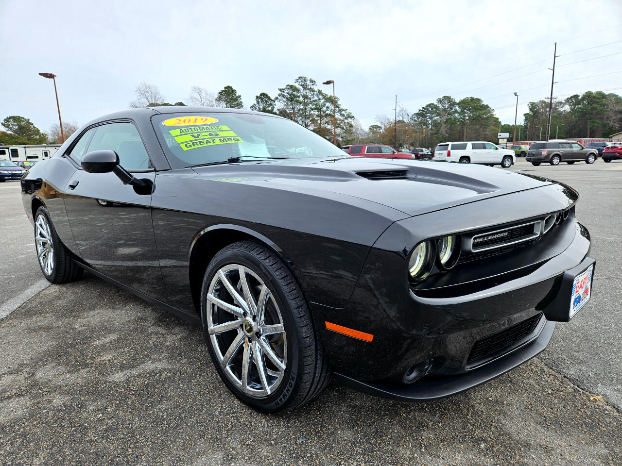 Dodge Challenger SXT RWD 2019