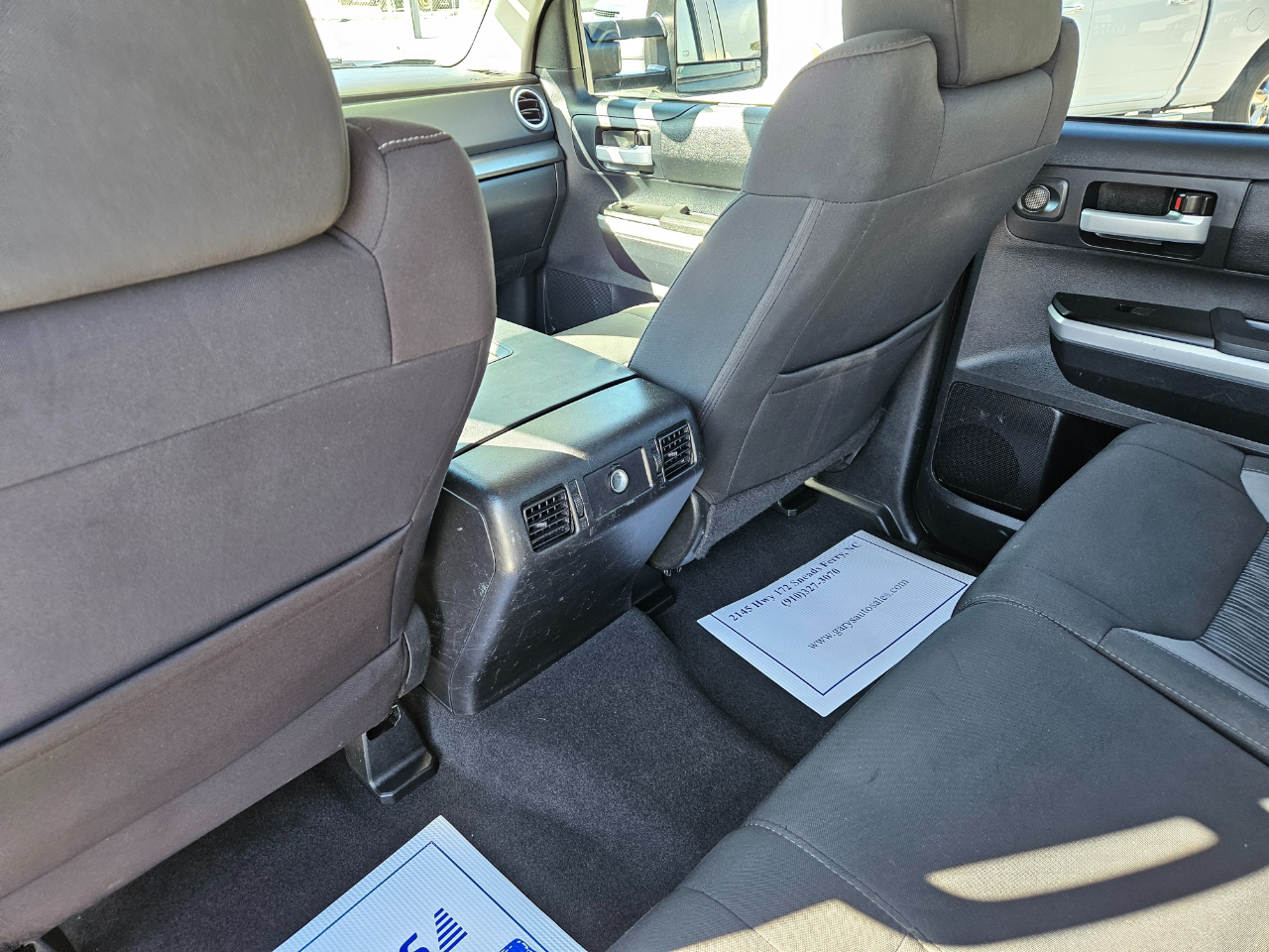 Toyota Tundra 4WD Truck CrewMax 5.7L V8 6-Spd AT SR5 (Natl) 2014