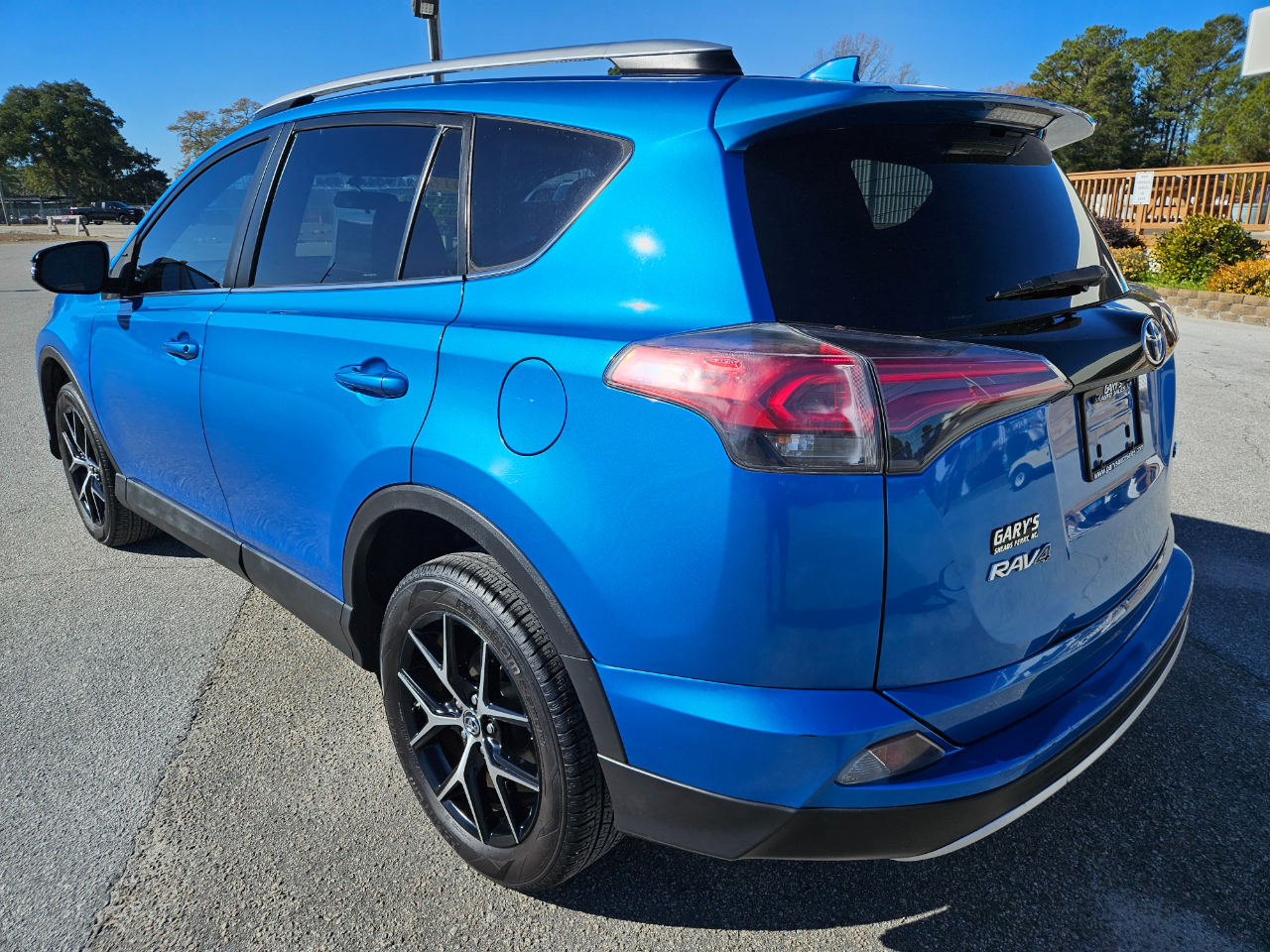 Toyota RAV4 FWD 4dr SE (Natl) 2016