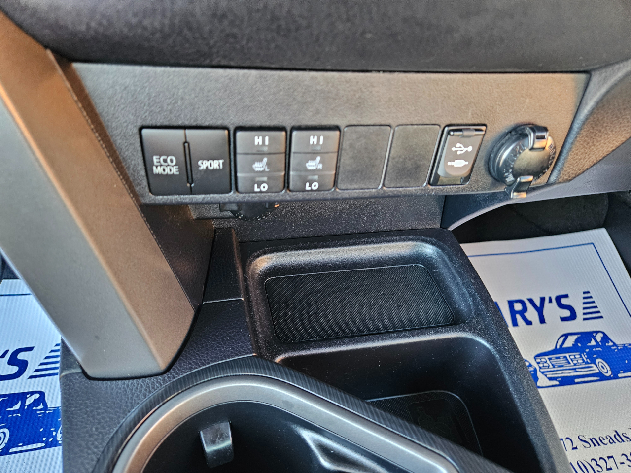 Toyota RAV4 FWD 4dr SE (Natl) 2016