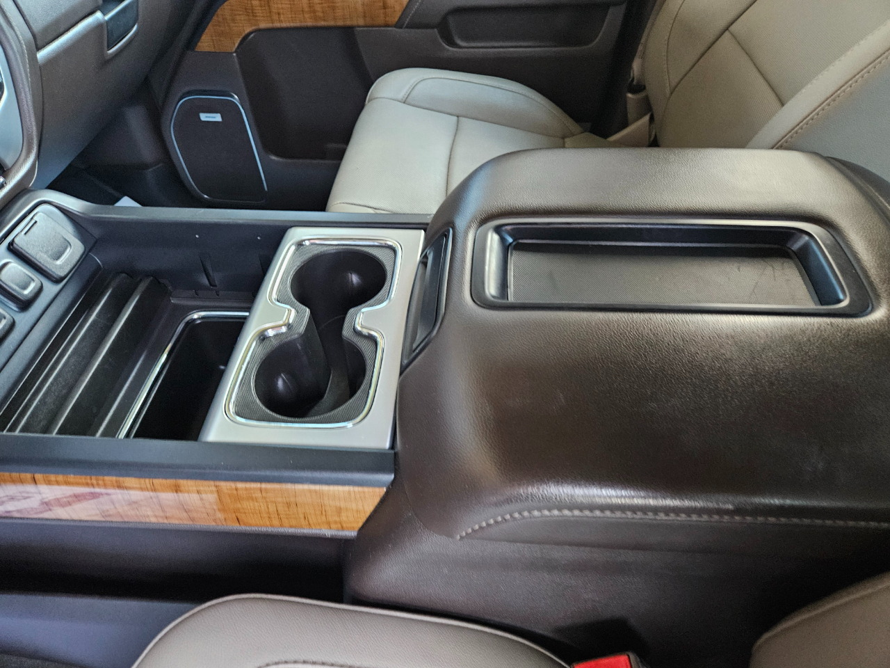 GMC Sierra 1500 SLT Crew Cab  Short Box 4WD 2015