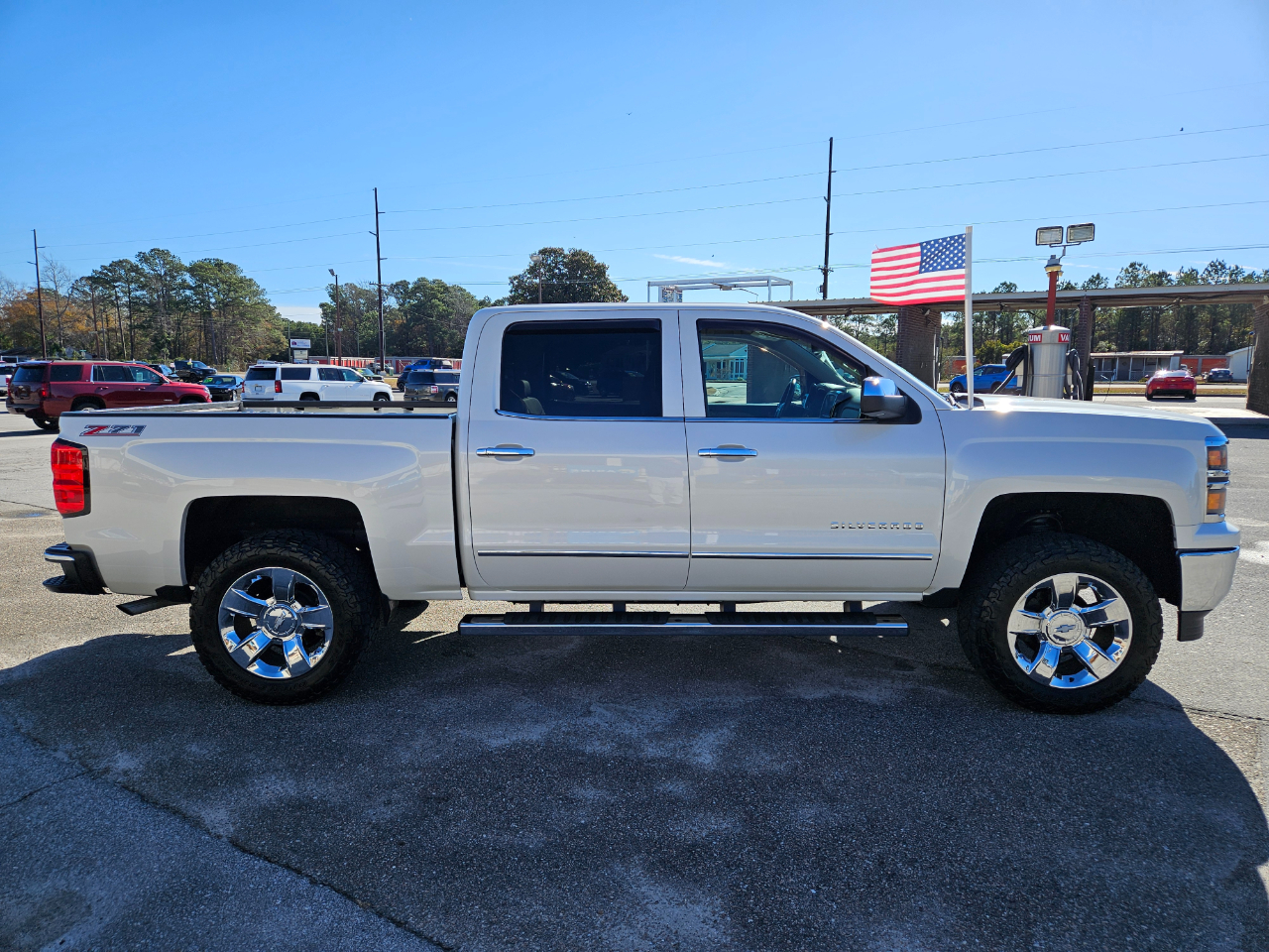 Chevrolet Silverado 1500 4WD Crew Cab 143.5" LTZ w/1LZ 2015