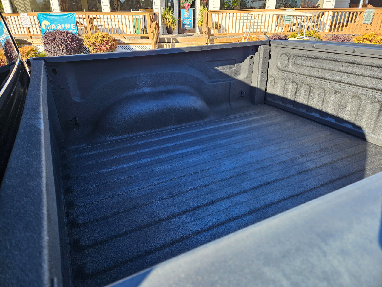 RAM 1500 Express 4x4 Crew Cab 5'7" Box 2018