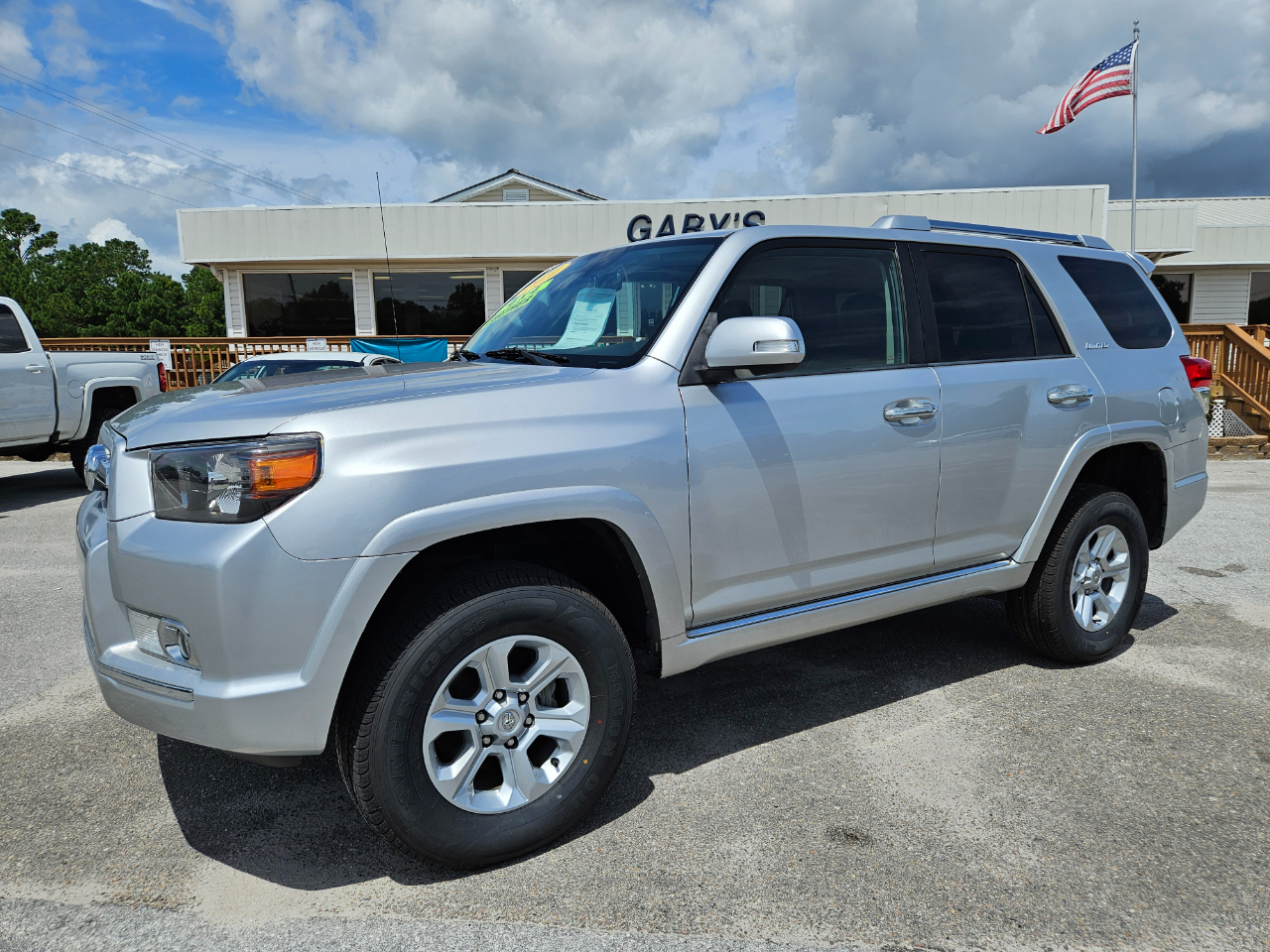Toyota 4Runner 4WD 4dr V6 Limited (Natl) 2010