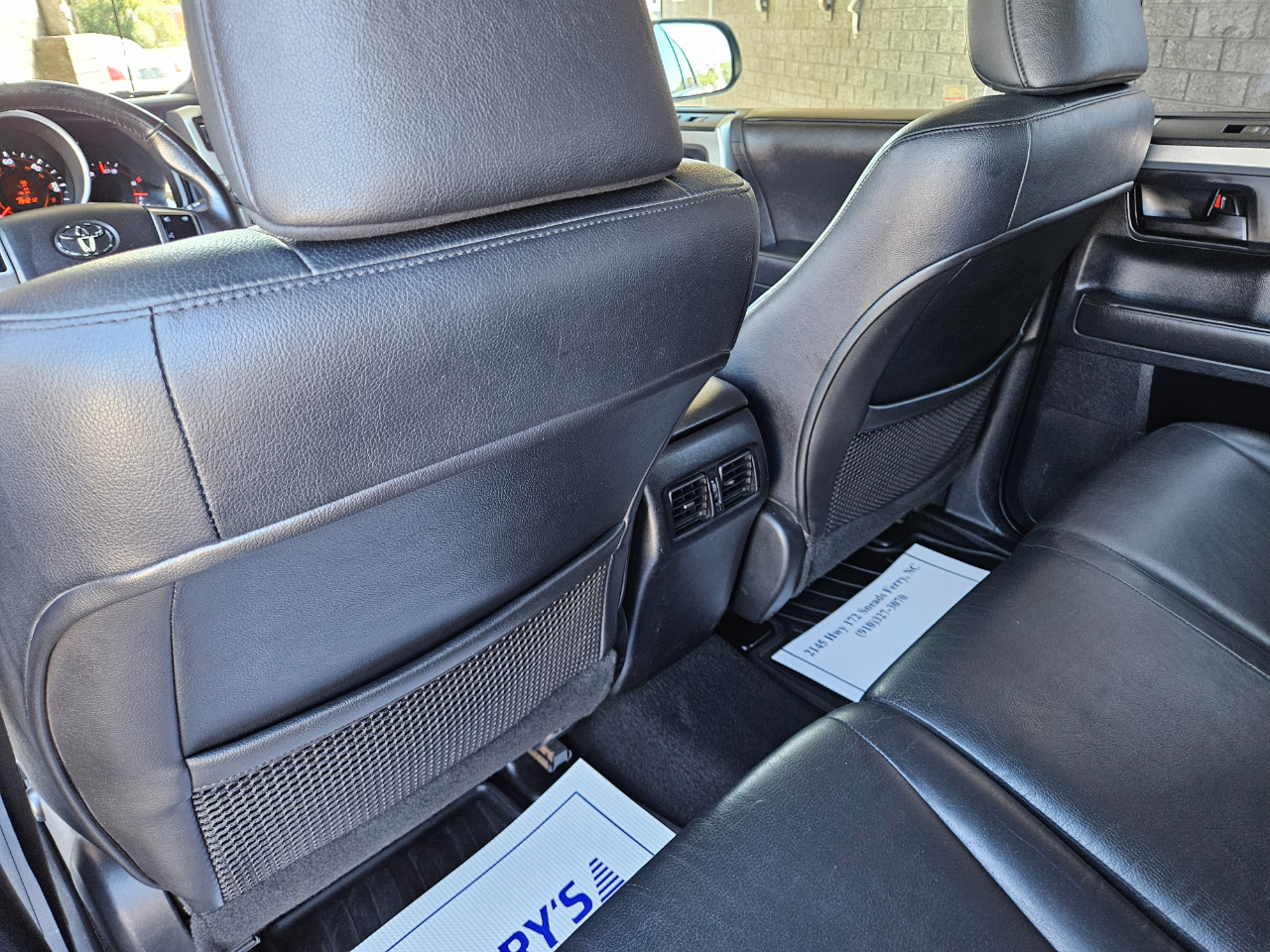 Toyota 4Runner 4WD 4dr V6 Limited (Natl) 2010