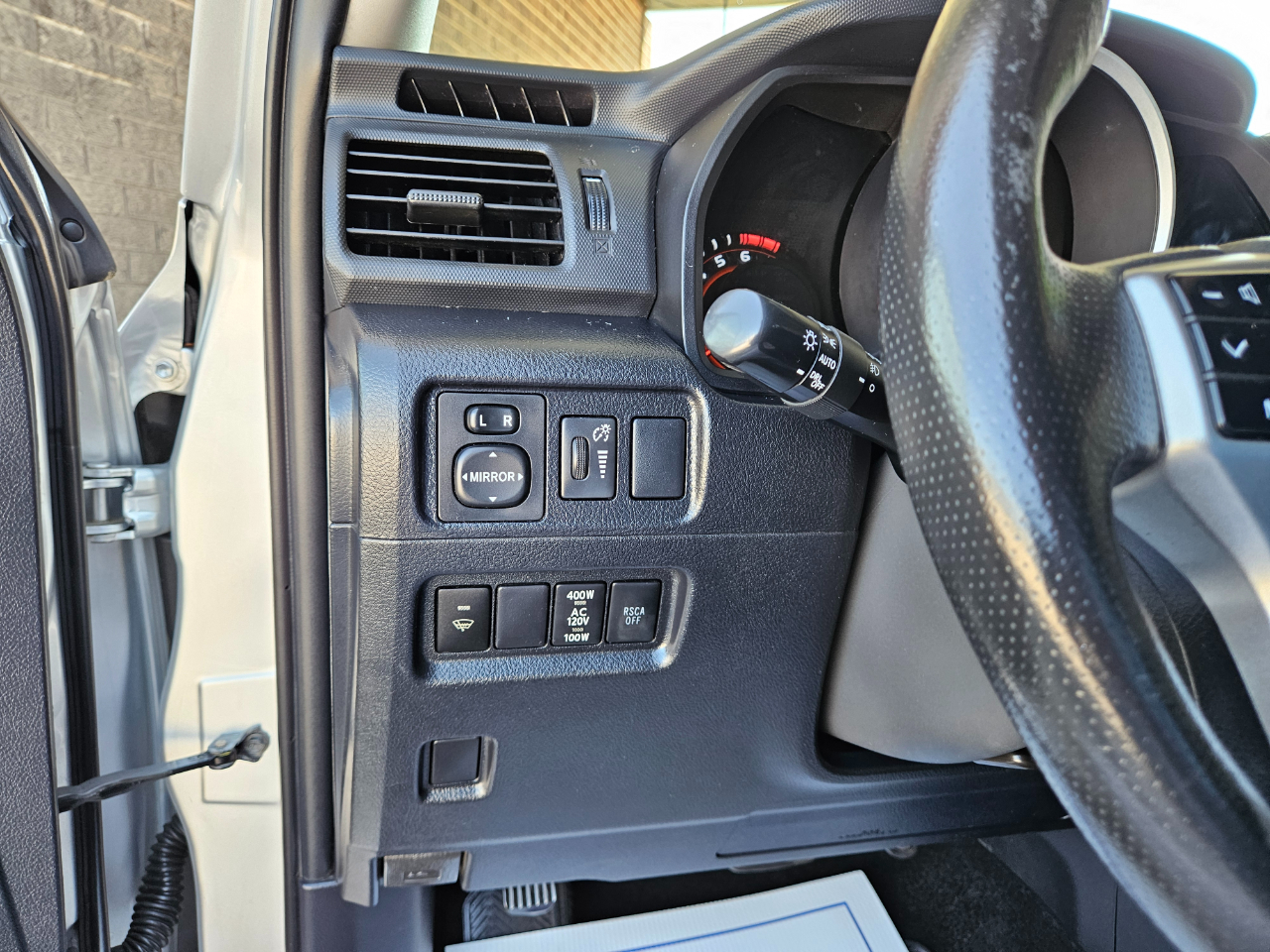 Toyota 4Runner 4WD 4dr V6 Limited (Natl) 2010