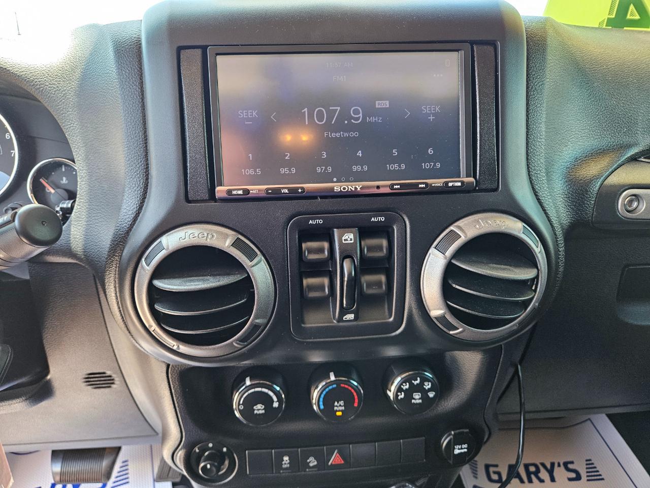 Jeep Wrangler Unlimited Sport 4x4 2017