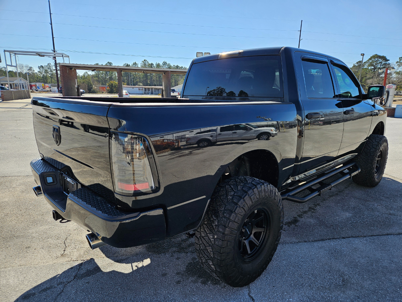 RAM 1500 4WD Crew Cab 140.5" Express 2015