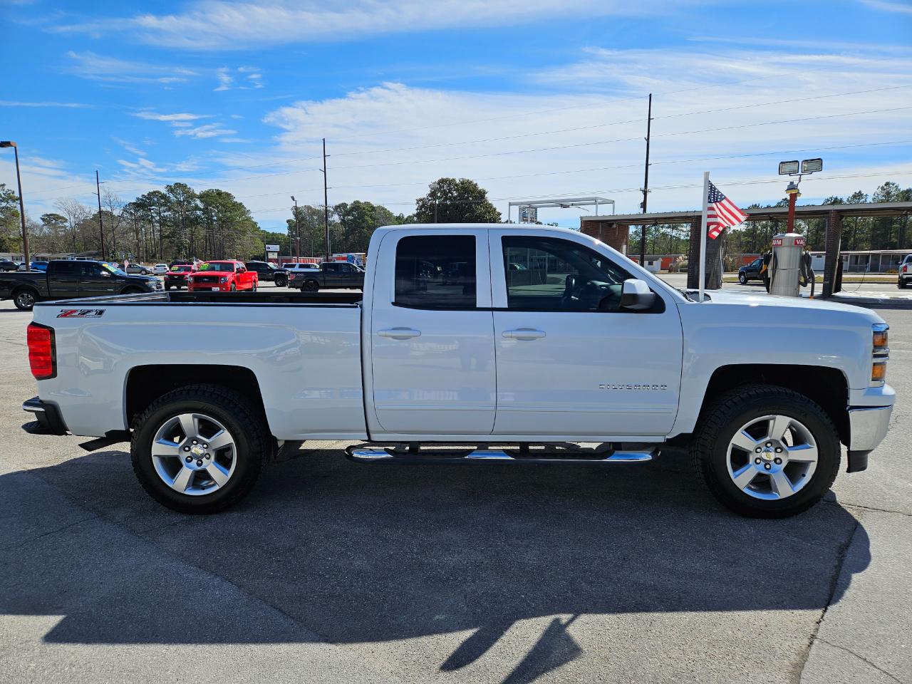 Chevrolet Silverado 1500 4WD Double Cab 143.5" LT w/1LT 2015