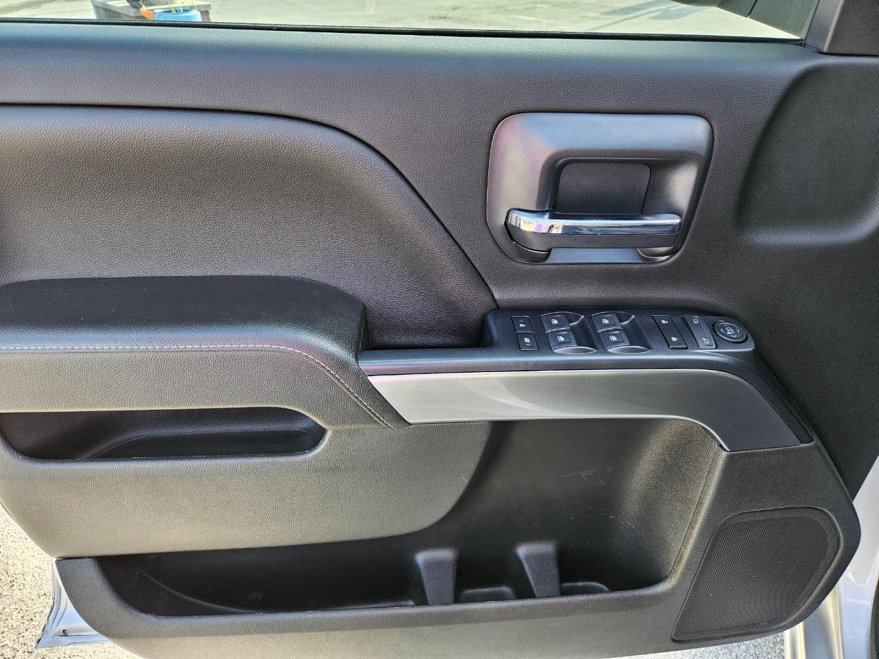 Chevrolet Silverado 1500 4WD Crew Cab 143.5" LT w/1LT 2018