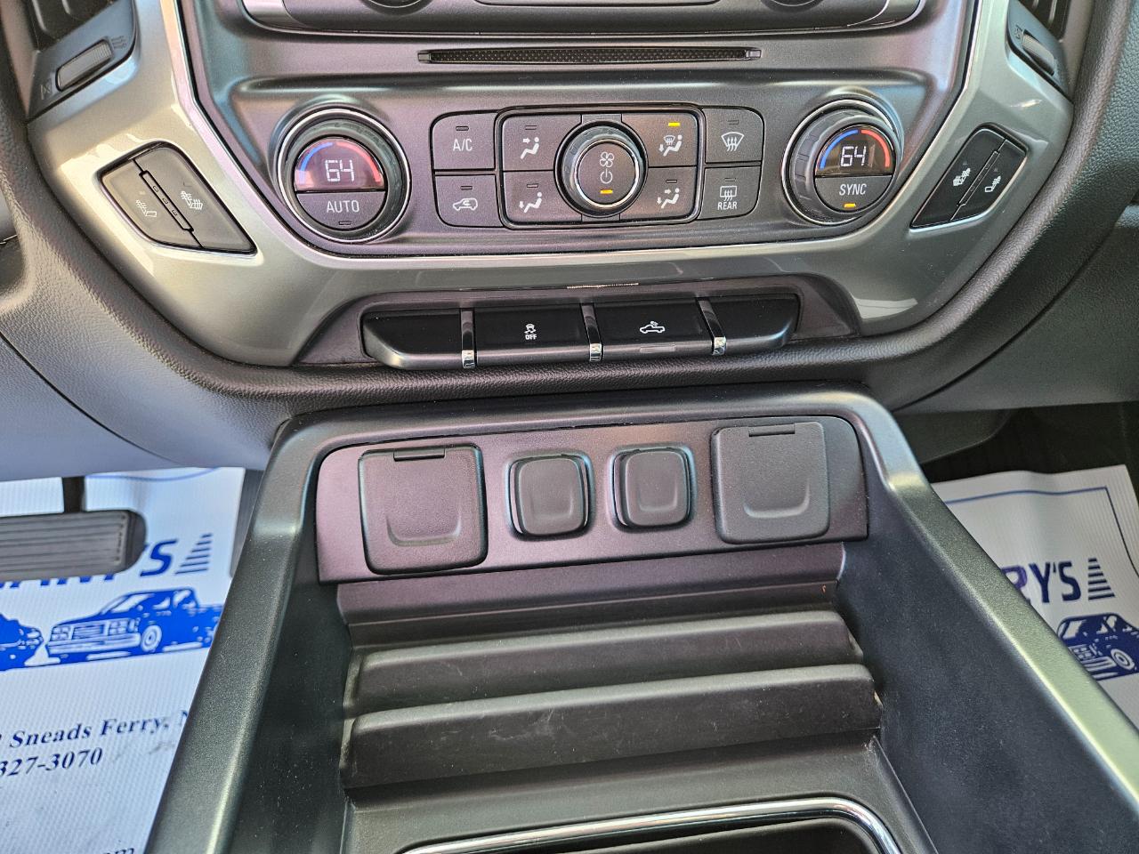 Chevrolet Silverado 1500 4WD Crew Cab 143.5" LT w/1LT 2018