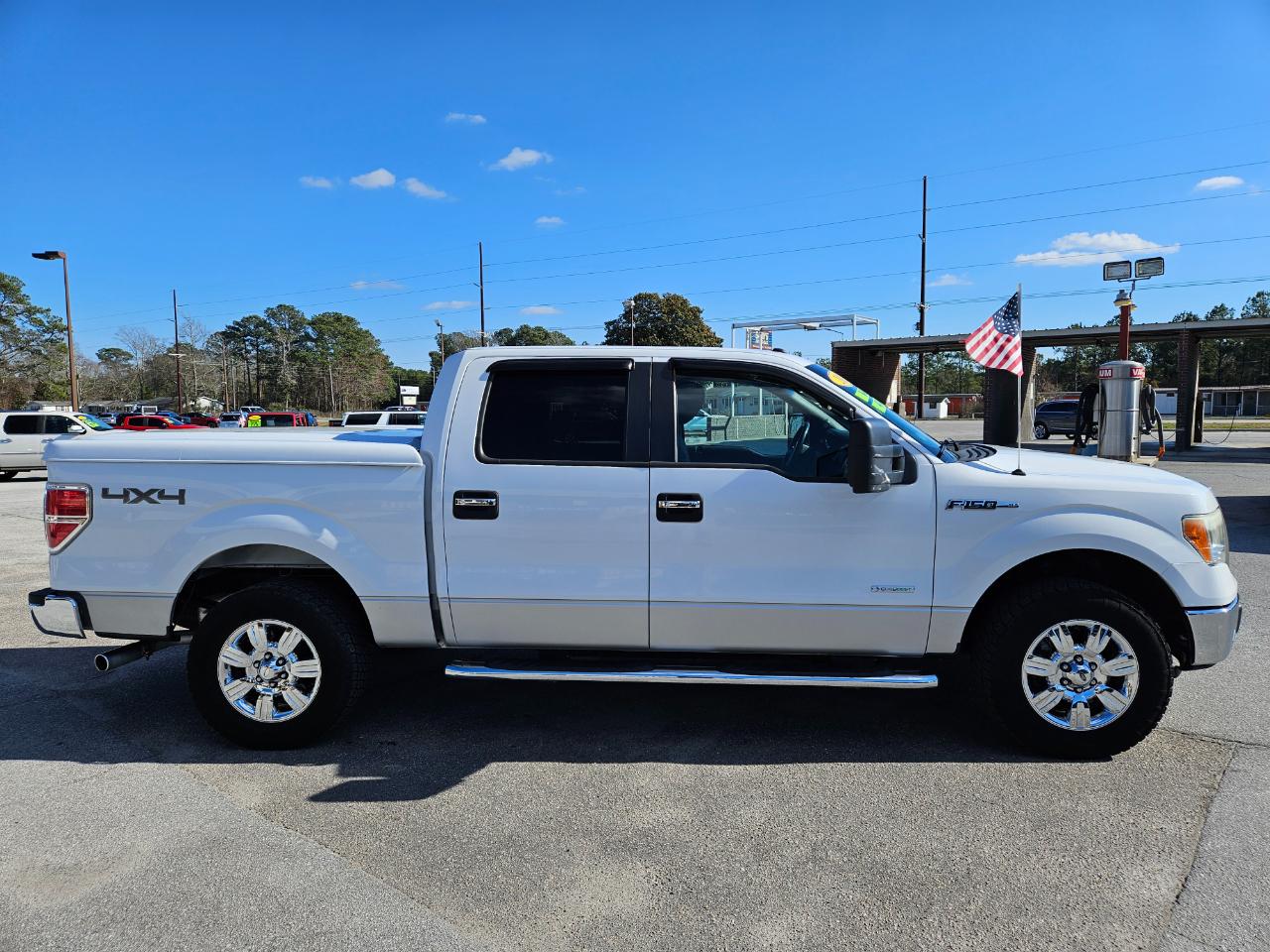 Ford F-150 XLT SuperCrew Short Bed 4WD 2012