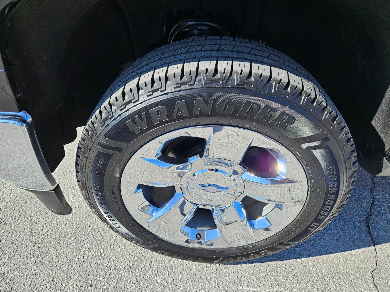 Chevrolet Silverado 1500 LT1 Crew Cab 2WD 2015