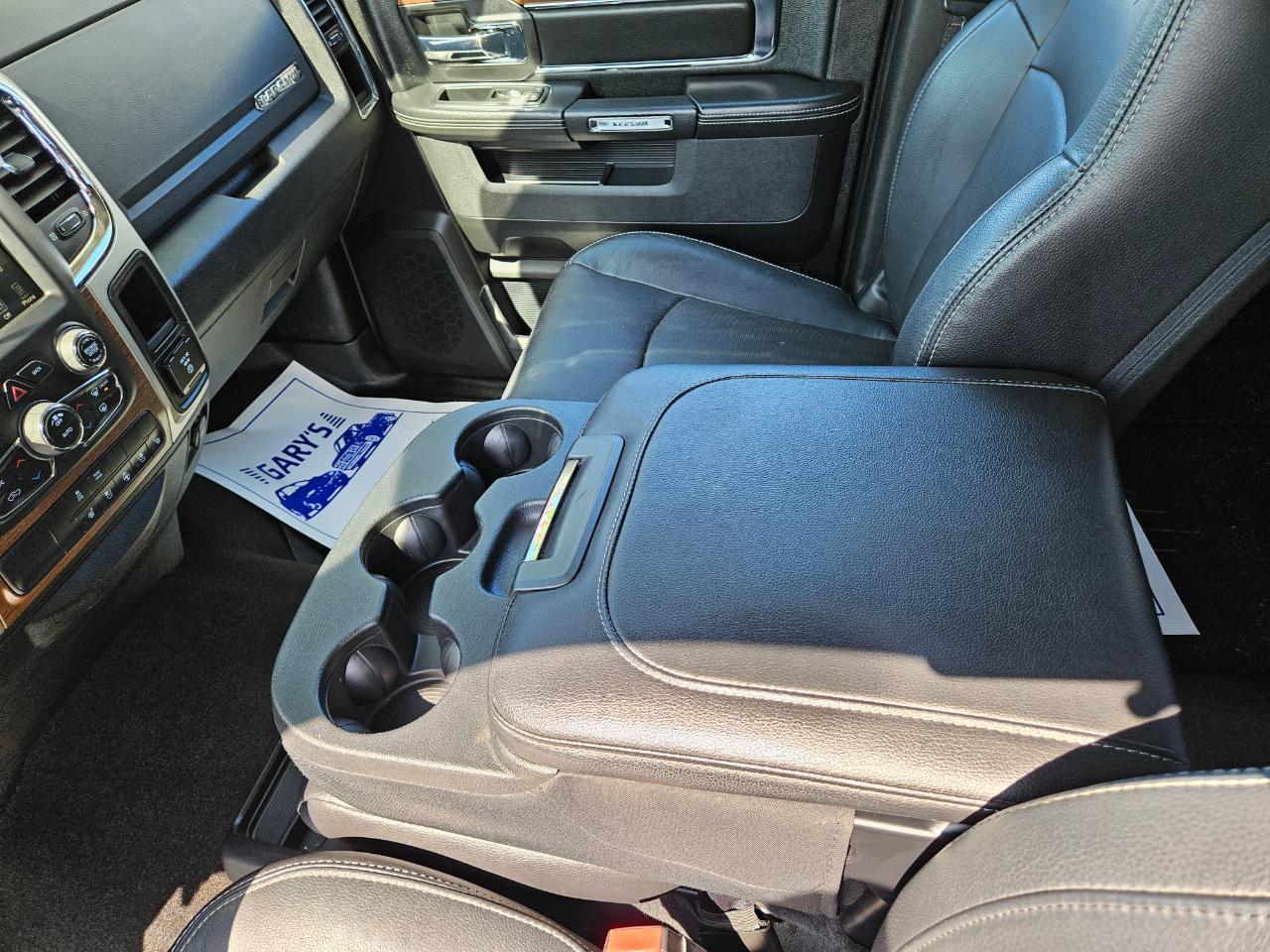 RAM 1500 Laramie 4x4 Crew Cab 5'7" Box 2017