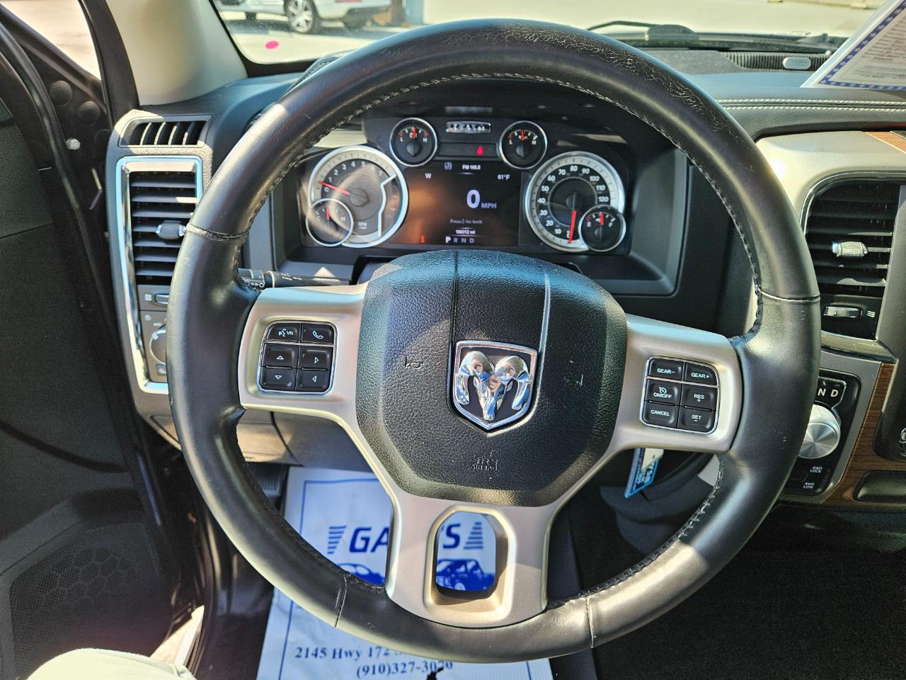 RAM 1500 Laramie 4x4 Crew Cab 5'7" Box 2017