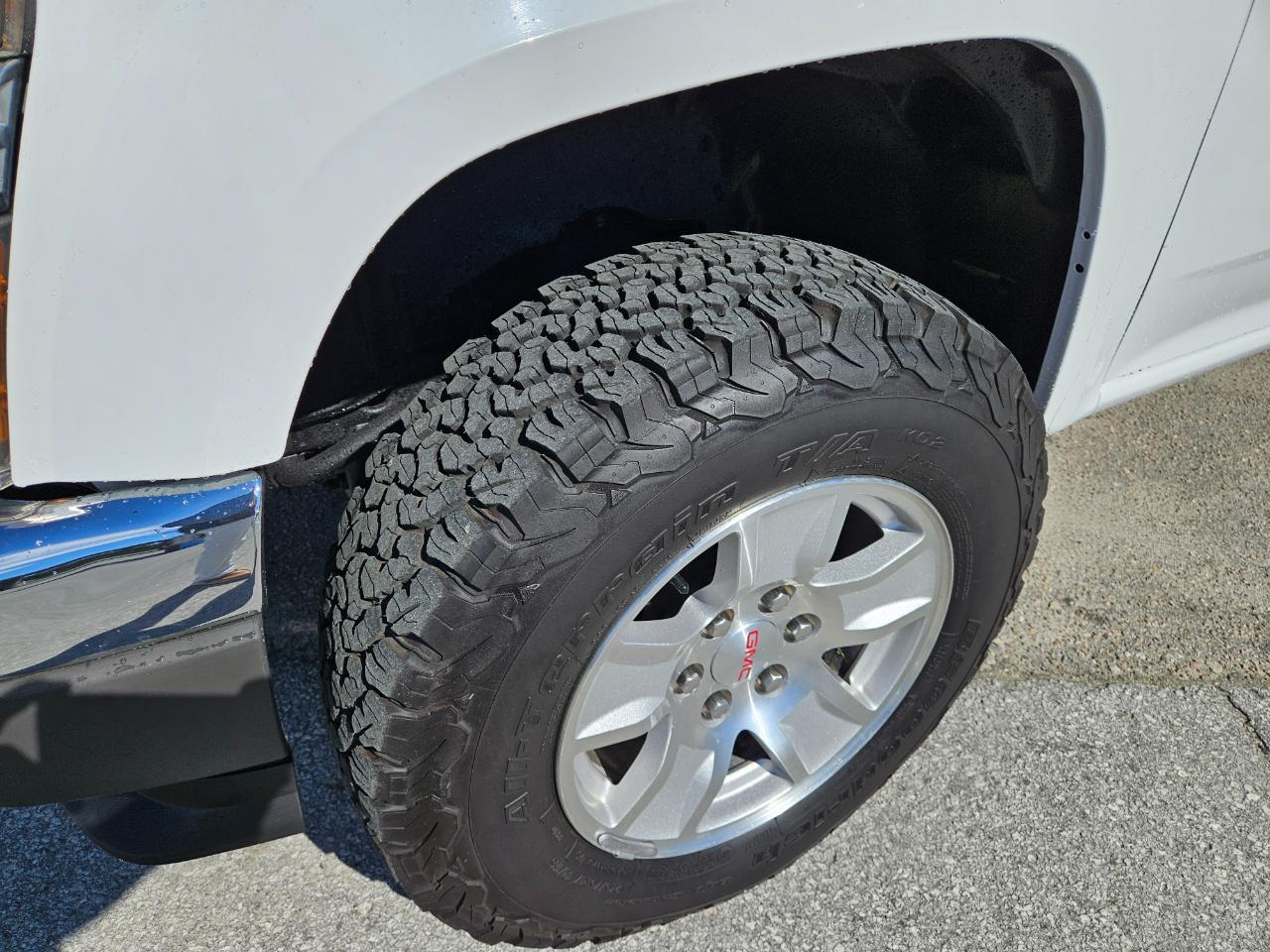 GMC Canyon 4WD Ext Cab Work Truck 2012