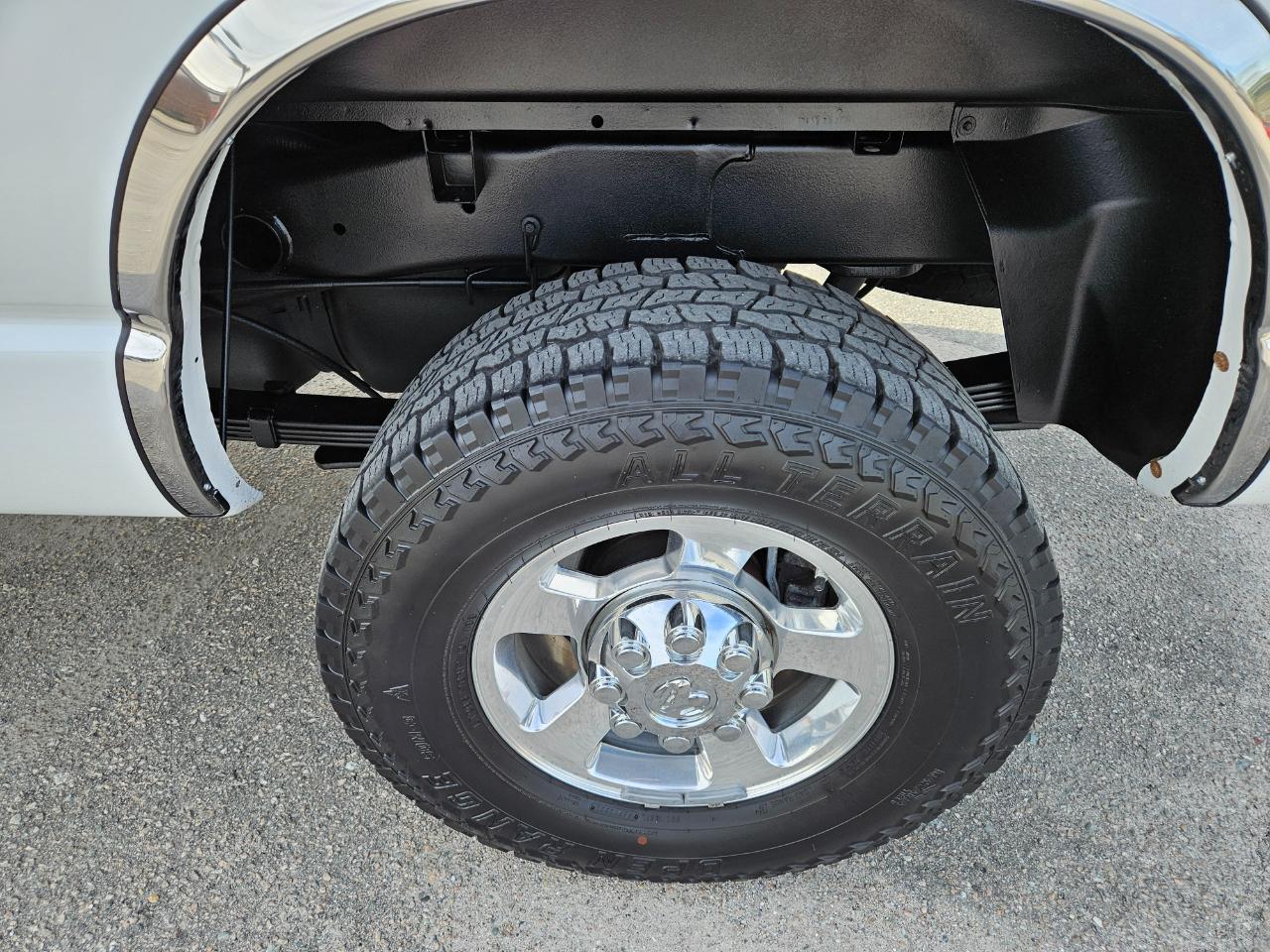 Dodge Ram 2500 4WD Mega Cab 160.5" SXT 2009