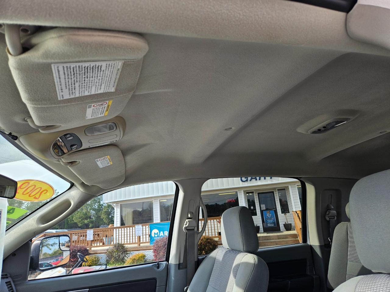 Dodge Ram 2500 4WD Mega Cab 160.5" SXT 2009